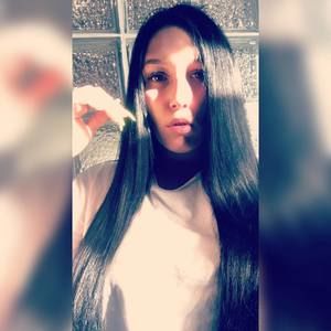 Meet your Posher, Jasmine